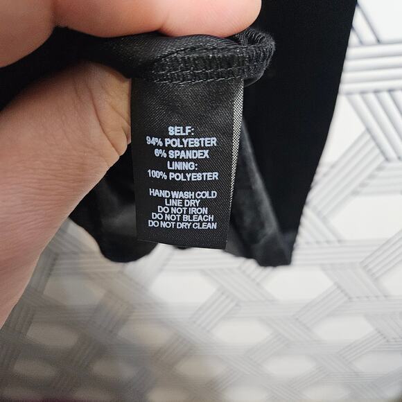 NWT Womens Lulus Body Con Anything For You Black Velvet Dress - Picture 5 of 5